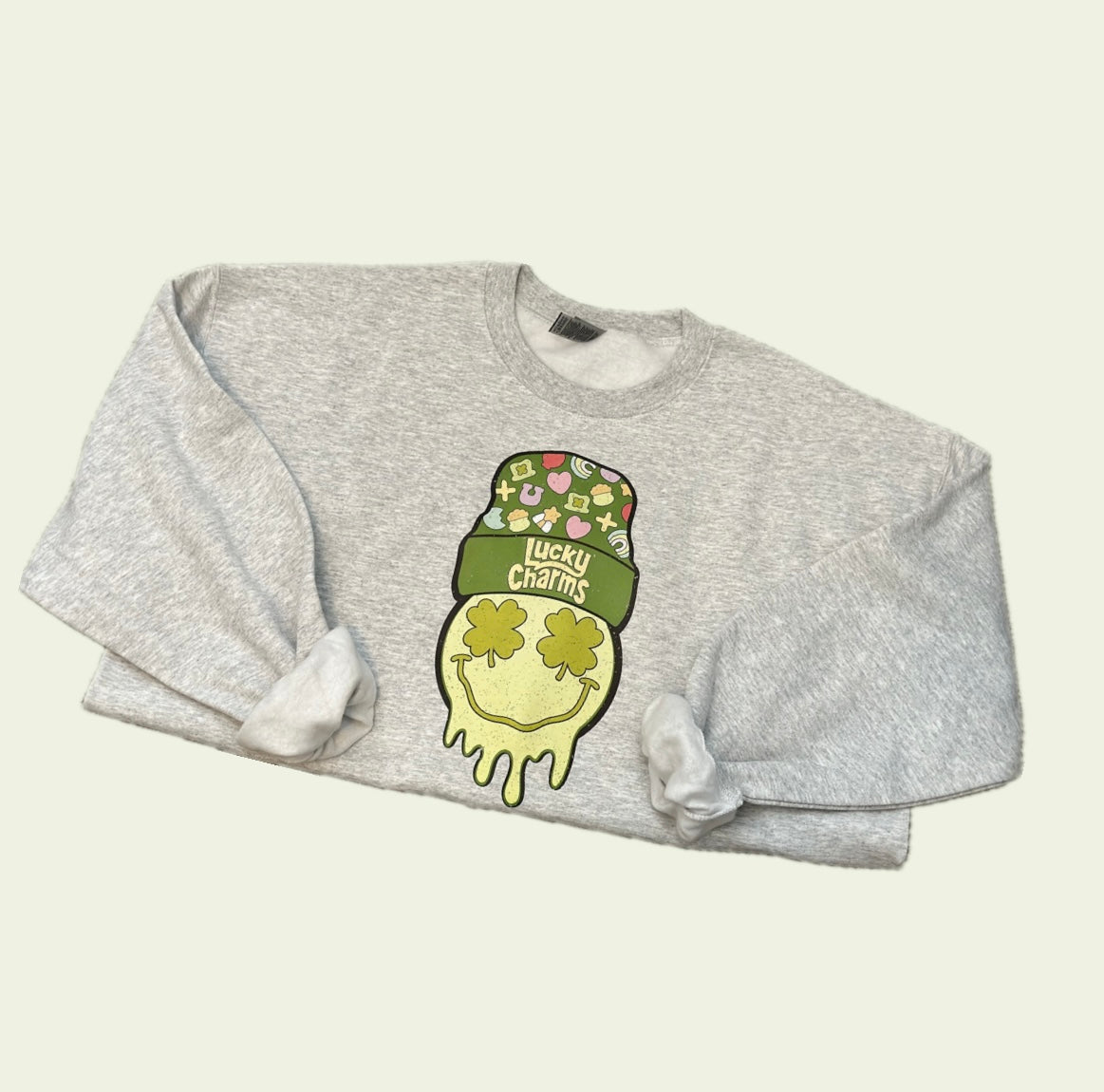 LUCKY CHARMS SMILEY CREWNECK