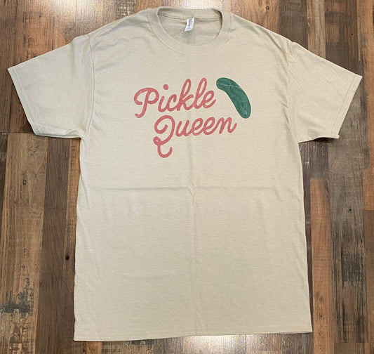 PICKLE QUEEN TEE